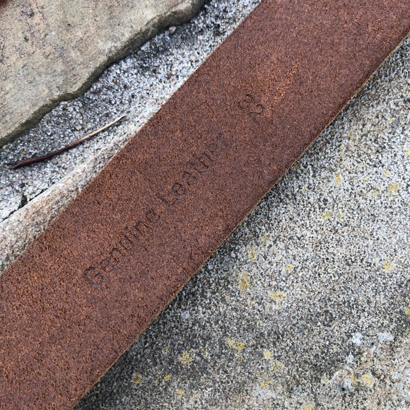 Timberland Tan Genuine Leather Belt. Brass Buckle Stamped 32. Unisex - Picture 6 of 8